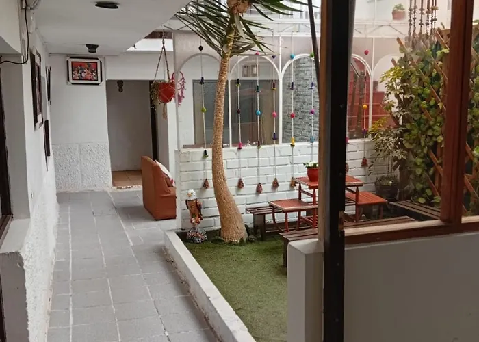 Bed and breakfast Rumi House